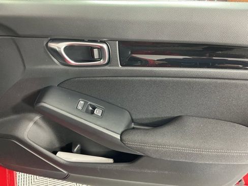 Certified 2025 Honda Civic Sport image 13