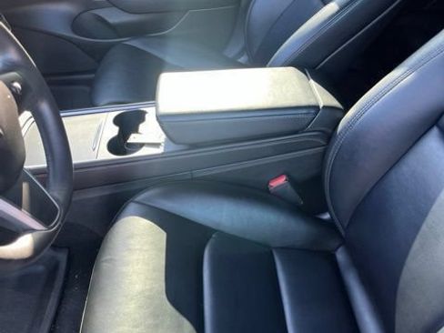 Used 2022 Tesla Model 3 RWD image 12