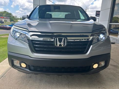 Used 2017 Honda Ridgeline RTL-T image 3