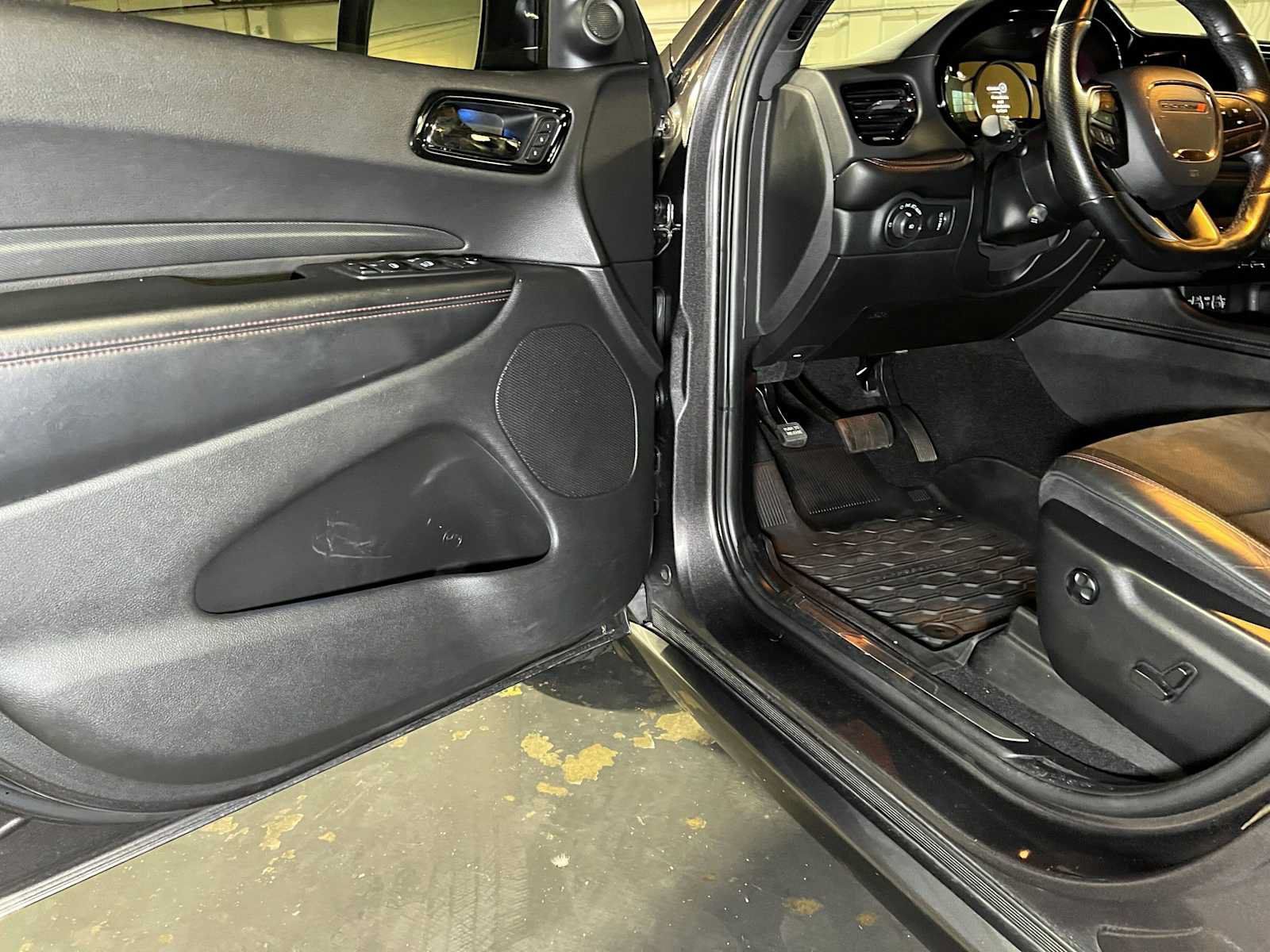 Used 2021 Dodge Durango R/T AWD/4WD image 18