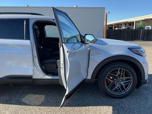 New 2026 Ford Explorer ST w/ Sun And Sound Package image 31