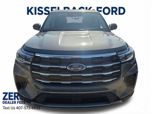 New 2026 Ford Explorer Active RWD image 9