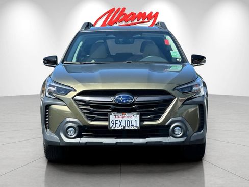 Used 2023 Subaru Outback Premium AWD/4WD image 10