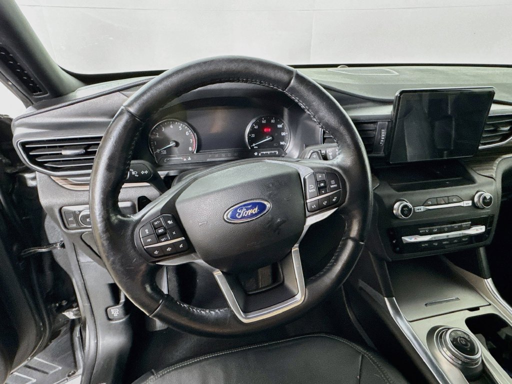 Used 2020 Ford Explorer Limited RWD image 11