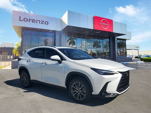 Used 2025 Lexus NX 350 AWD w/ Premium Package image 3