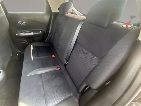 Used 2013 Nissan Juke SV FWD image 18