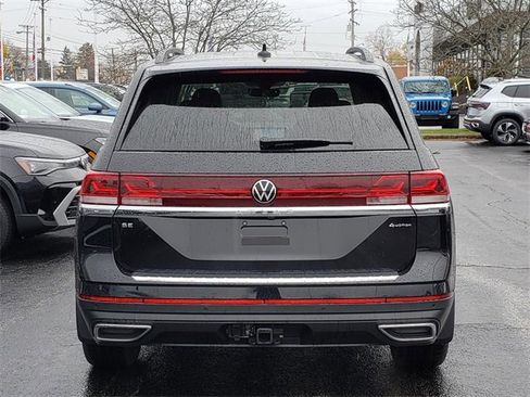 New 2026 Volkswagen Atlas SE image 4