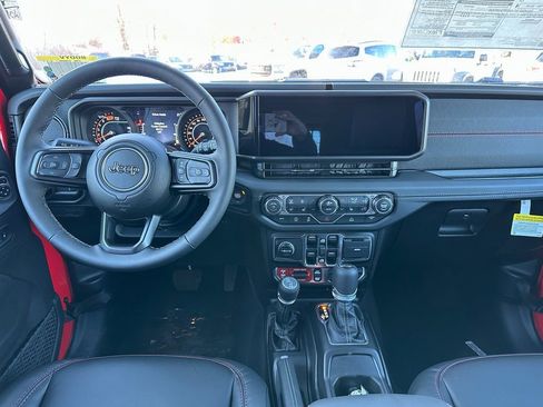 New 2026 Jeep Wrangler Unlimited Rubicon w/ Whitecap Package image 4