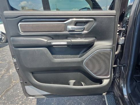 Used 2021 RAM 1500 Laramie w/ Sport Appearance Package AWD/4WD image 27