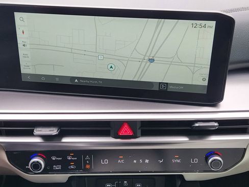 New 2025 Kia Sorento S AWD/4WD image 12