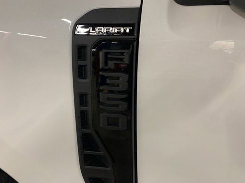 New 2026 Ford F350 Lariat w/ Black Appearance Package image 18