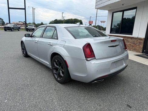 Used 2023 Chrysler 300 S RWD image 5