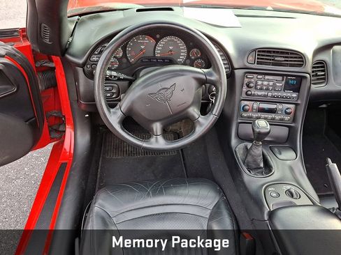 Used 1999 Chevrolet Corvette Convertible w/ Memory Pkg image 10
