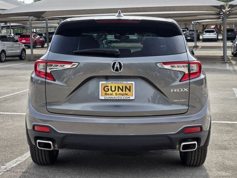 Used 2025 Acura RDX SH-AWD image 5