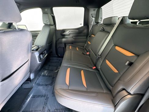 Used 2025 GMC Sierra 1500 AT4 image 22