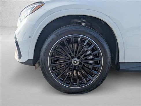 New 2026 Mercedes-Benz GLC 300 image 10