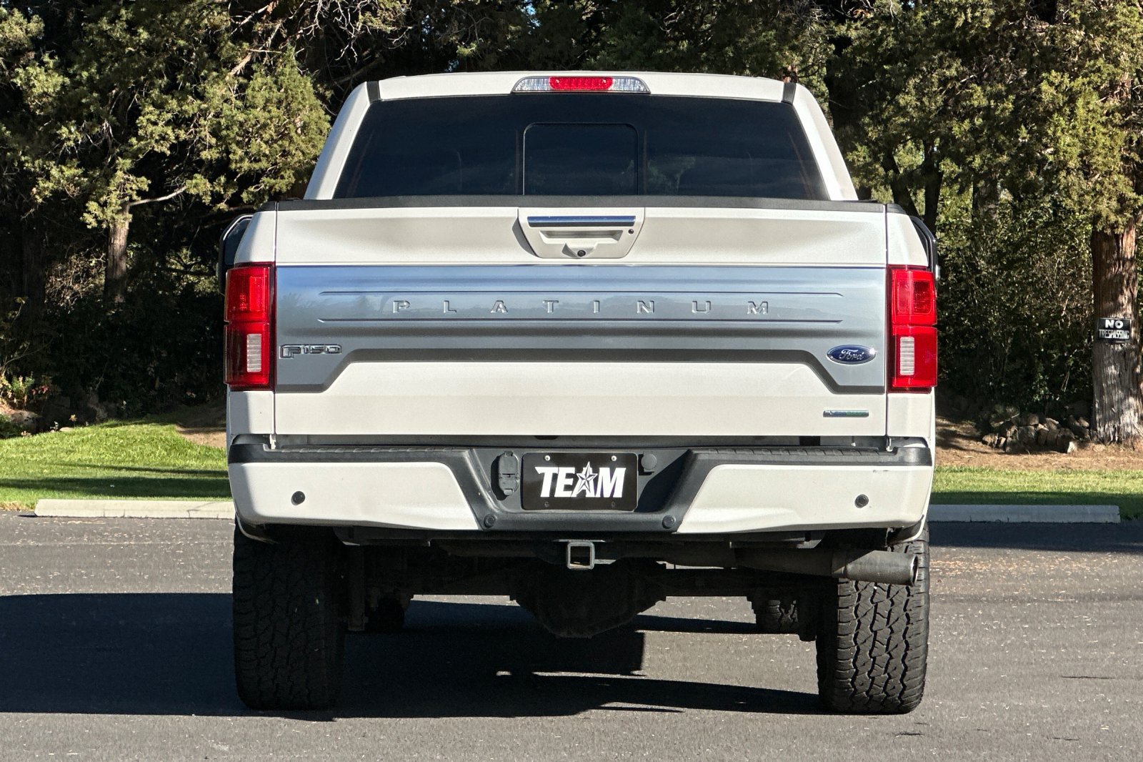 Used 2018 Ford F150 Platinum w/ Technology Package AWD/4WD image 5