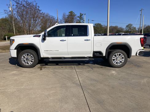 Used 2023 GMC Sierra 2500 Denali w/ Denali Ultimate Package image 9