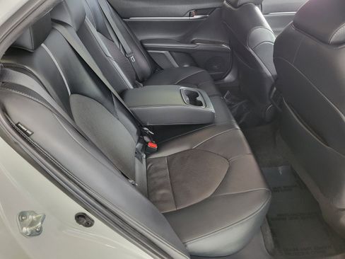 Used 2022 Toyota Camry XSE image 14