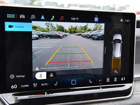 Used 2025 Volkswagen Tiguan S AWD/4WD image 12