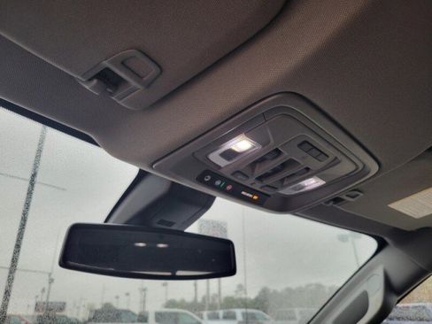 Used 2019 GMC Sierra 1500 SLT image 24