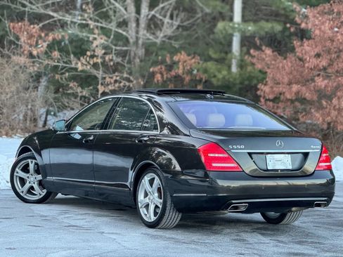 Used 2013 Mercedes-Benz S 550 S 550 4MATIC Sedan 4D image 6