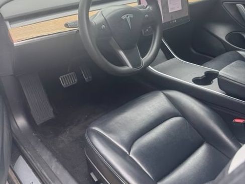 Used 2019 Tesla Model 3 Standard Range Plus RWD image 14