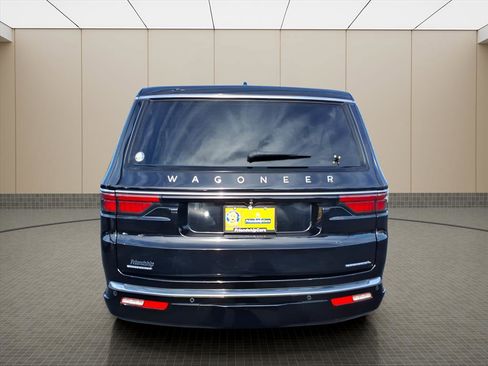 Used 2023 Jeep Wagoneer L Series III w/ Rear Seat Video Group 1 image 24