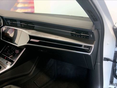 Used 2021 Audi A6 Premium Plus w/ Premium Plus Package image 20