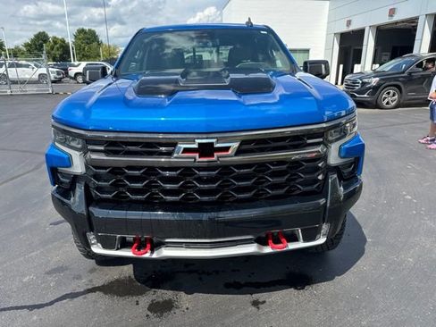 Used 2022 Chevrolet Silverado 1500 ZR2 AWD/4WD image 2