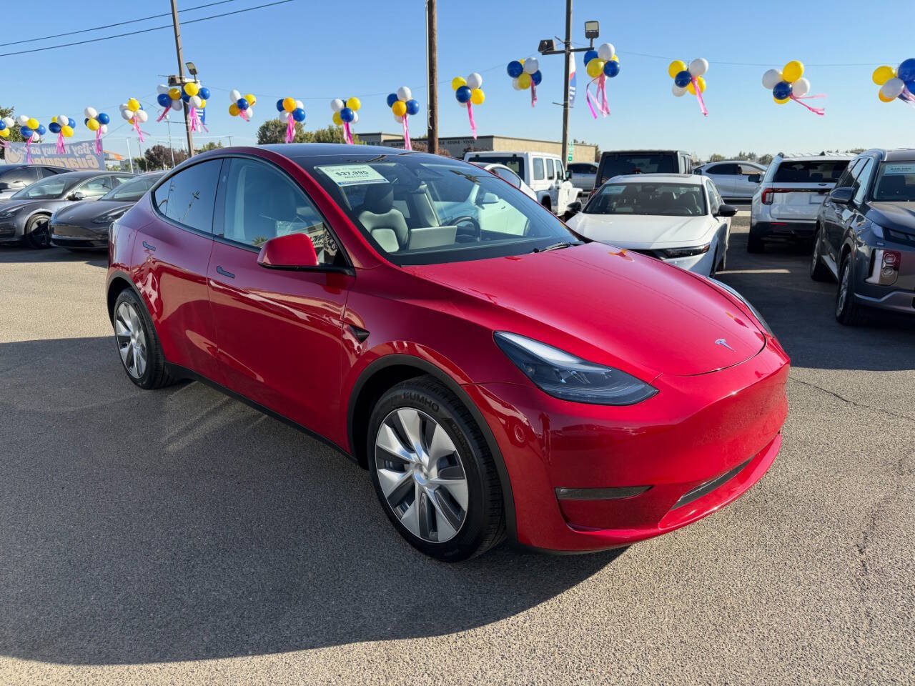 Used 2023 Tesla Model Y Long Range AWD/4WD image 2