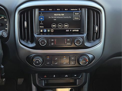 Used 2022 Chevrolet Colorado LT w/ LT Convenience Package image 10