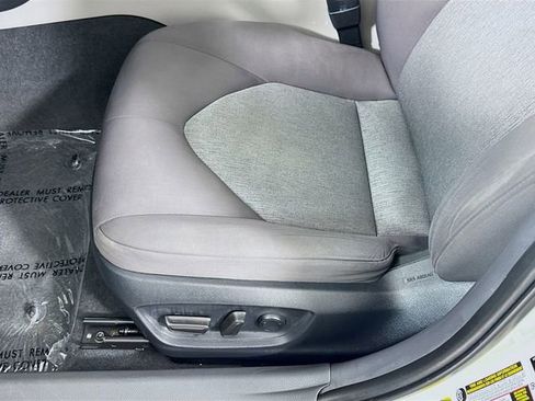 Certified 2022 Toyota Camry LE FWD image 20