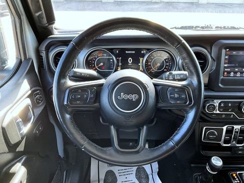 Used 2023 Jeep Wrangler Unlimited Sport AWD/4WD image 13