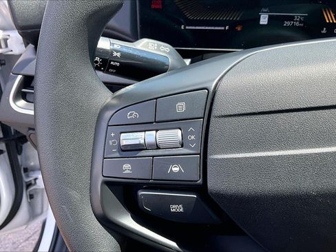 Used 2025 Kia K4 FWD image 19