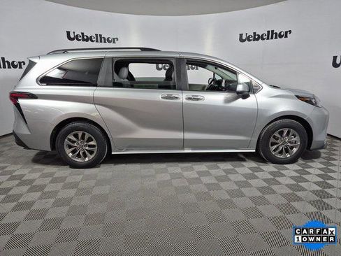 Certified 2024 Toyota Sienna XLE image 8