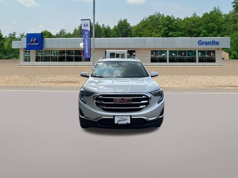 Used 2021 GMC Terrain SLT w/ Infotainment Package II AWD/4WD image 3