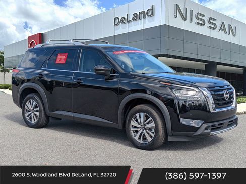 Certified 2023 Nissan Pathfinder SL AWD/4WD image 1