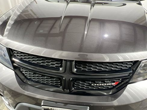 Used 2019 Dodge Journey SE w/ Blacktop Package image 10