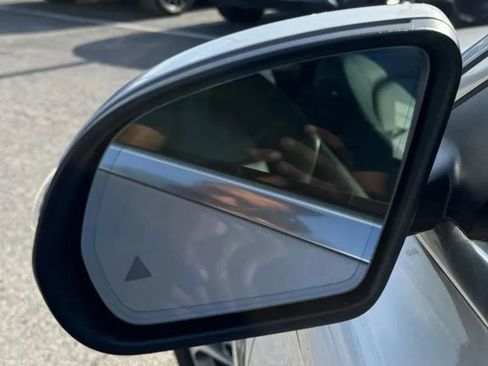 Used 2016 Mercedes-Benz C 300 4MATIC Sedan image 6