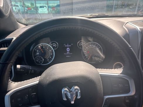 Used 2022 RAM 1500 Big Horn AWD/4WD image 14
