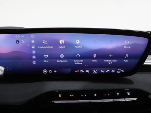 Used 2025 Buick Enclave Preferred FWD image 24