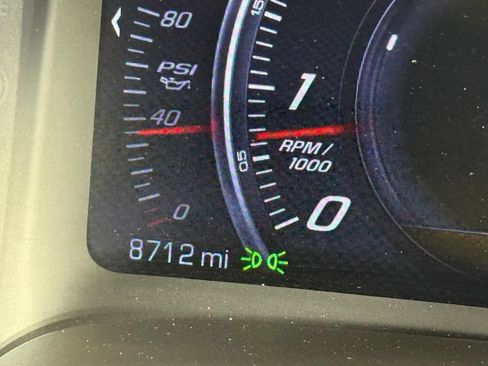 Used 2015 Chevrolet Corvette Z06 w/ 3LZ Preferred Equipment Group RWD image 32