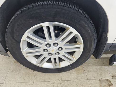 Used 2013 Chevrolet Traverse LT w/ All-Star Edition FWD image 17