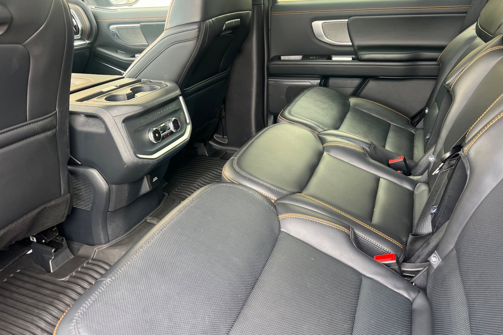 Used 2025 Ford Expedition Tremor AWD/4WD image 14