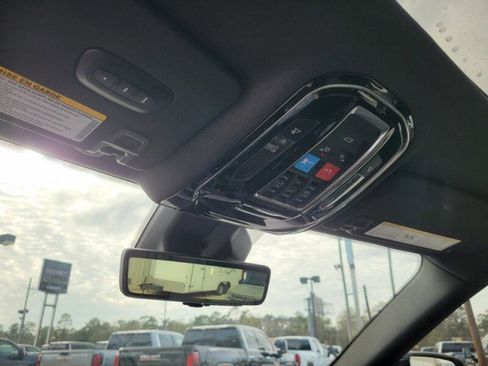 Used 2023 Jeep Grand Cherokee Overland w/ Adv Protech Group III image 22