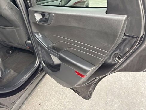 Used 2025 Ford Escape Active image 11