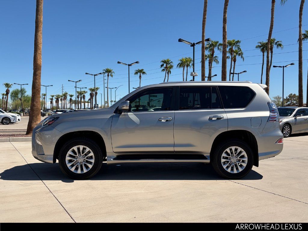 Used 2022 Lexus GX 460 Premium w/ Premium Package AWD/4WD image 3