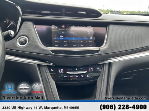 Used 2019 Cadillac XT5 Luxury AWD/4WD image 17