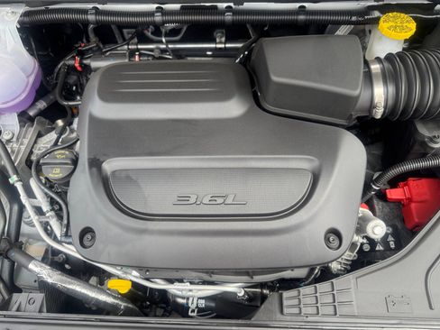 New 2026 Chrysler Voyager LX FWD image 22